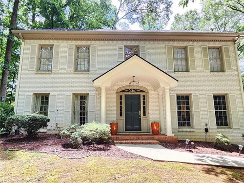943 Barton Woods Rd Ne, Atlanta, GA, 30307-1307 | Card Image