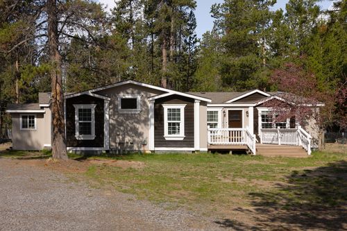 53605 Bobwhite Ct, La Pine, OR, 97739-9651 | Card Image