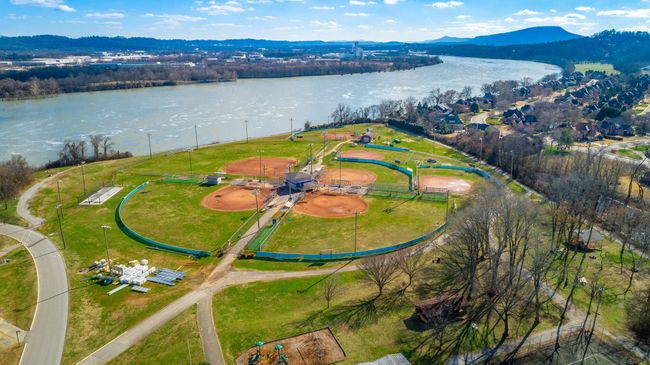 3119 Reflecting Dr, Home with 4 bedrooms, 4 bathrooms and 3 parking in Chattanooga TN | Image 97