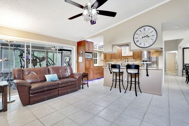 2211 Nw 41 St Ter, House other with 3 bedrooms, 2 bathrooms and null parking in Coconut Creek FL | Image 17