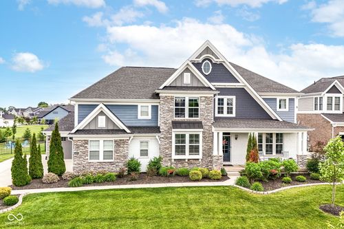 4825 Aberdeen Dr, Zionsville, IN, 46077-7934 | Card Image