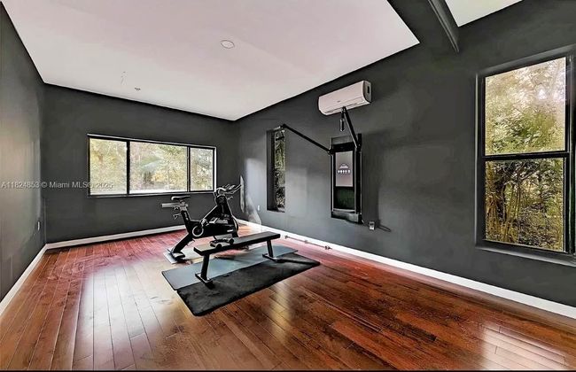 11300 Sw 94 Th Ave, House other with 5 bedrooms, 4 bathrooms and null parking in Miami FL | Image 7