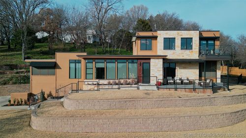 219 W Victoria St, Tulsa, OK, 74106-3646 | Card Image