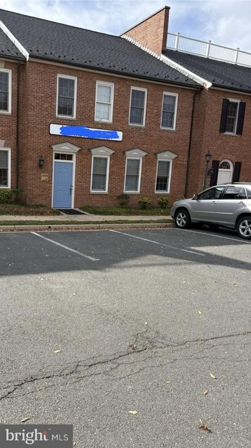 2d-10509 Braddock Rd, Fairfax, VA, 22032-2263 | Card Image