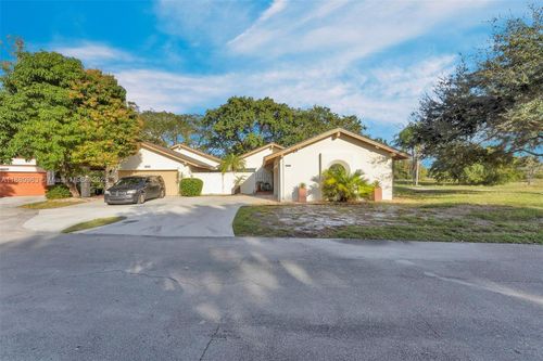 156-3400 Cherry Garden Cir, Lauderhill, FL, 33319-5107 | Card Image
