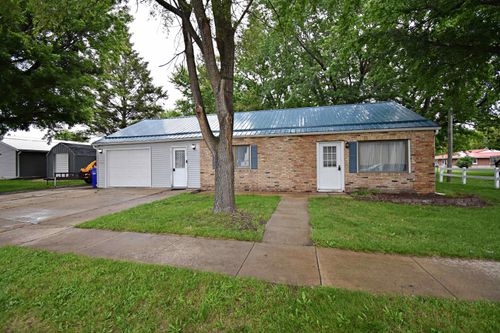 112 9th Ave Nw, Independence, IA, 50644-1749 | Card Image