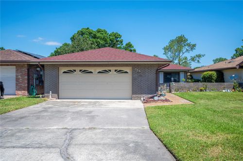 375 Troon Ct, WINTER HAVEN, FL, 33884-1261 | Card Image