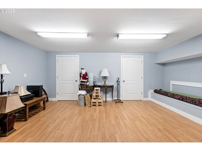 380 Mountaingate Dr, House other with 3 bedrooms, 3 bathrooms and 3 parking in Springfield OR | Image 37
