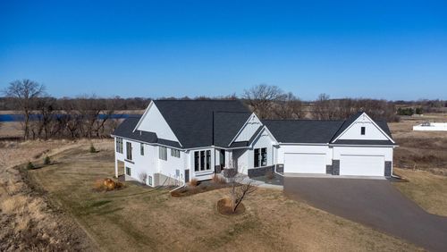 3091 86th St Se, Delano, MN, 55328-7700 | Card Image