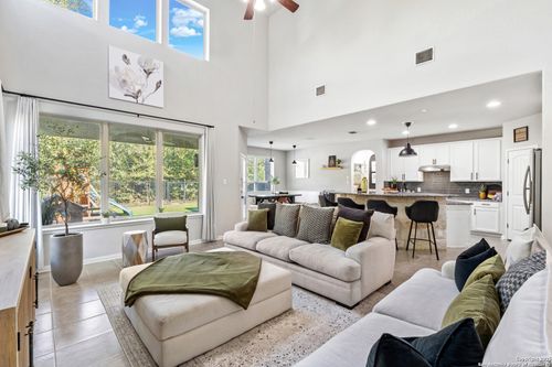 10515 Cima Vis, Helotes, TX, 78023-4748 | Card Image