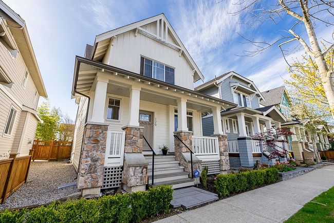 129 173 Street, House other with 4 bedrooms, 2 bathrooms and 3 parking in Surrey BC | Image 2