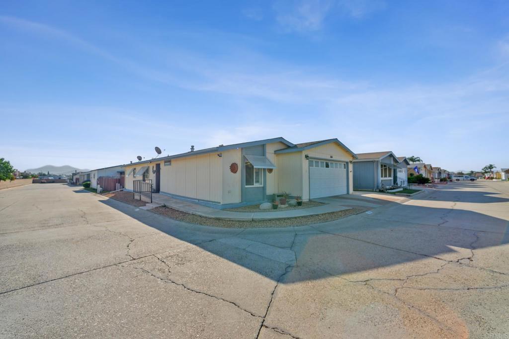 Manufactured In Park in Menifee 5