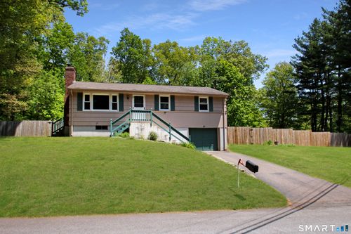4 Walnut Dr, Hebron, CT, 06248-1040 | Card Image