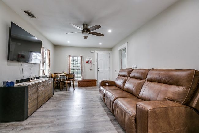 419 E E 29 Th St, House other with 3 bedrooms, 2 bathrooms and null parking in San Angelo TX | Image 6