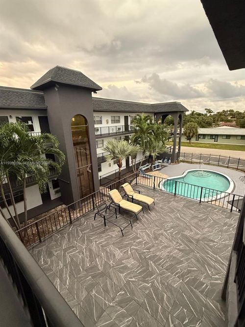 apt-306-1100 Ne 9th Ave, Fort Lauderdale, FL, 33304-2157 | Card Image