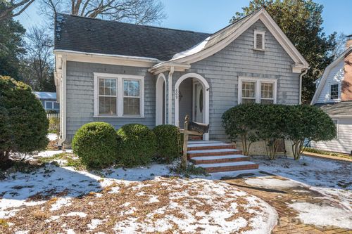 609 Hillcrest Ave, Gastonia, NC, 28052-6178 | Card Image