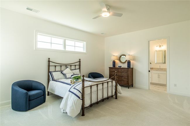 39 2 Nd St, House other with 4 bedrooms, 5 bathrooms and 3 parking in Oakmont PA | Image 25