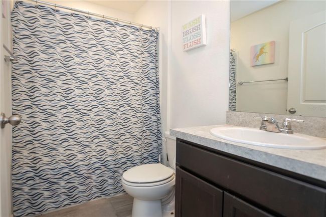 bathroom 1 | Image 9