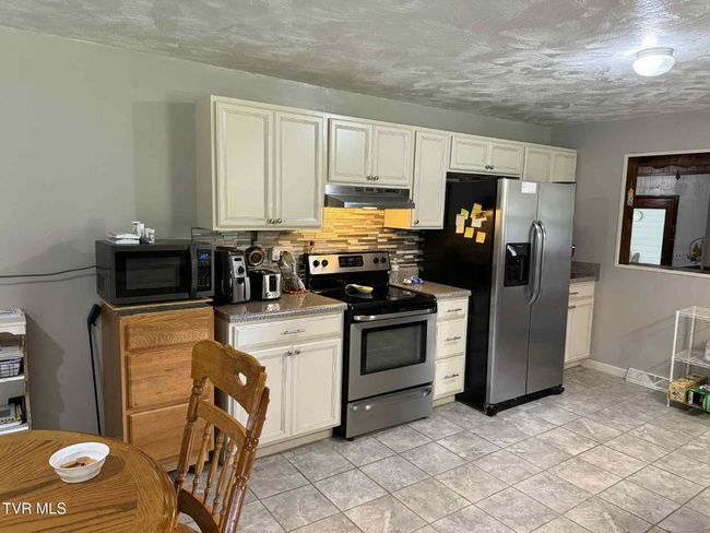 2818 Dungannon Rd, House other with 3 bedrooms, 2 bathrooms and null parking in Coeburn VA | Image 14