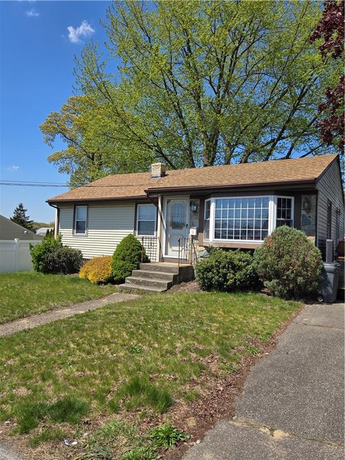 49 Jane St, North Providence, RI, 02904-5042 | Card Image