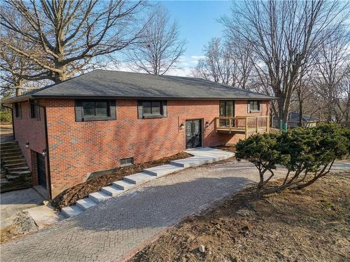 3906 Vera Ln, Saint Joseph, MO, 64503-2244 | Card Image