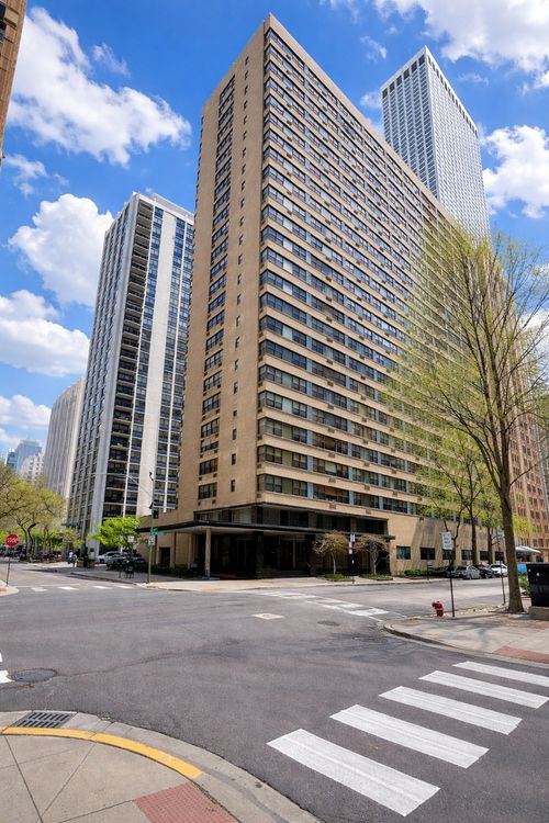 apt-15f-850 N Dewitt Pl, Chicago, IL, 60611-7322 | Card Image