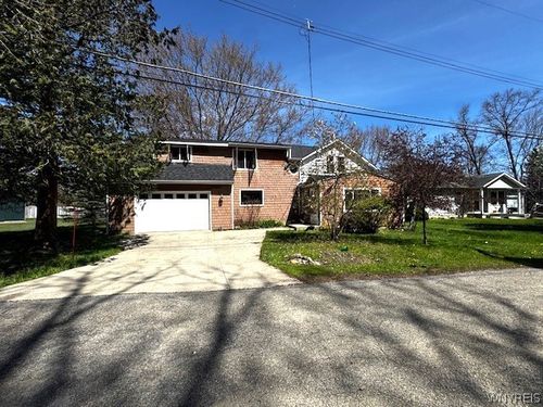 170 Rosewood Ave, Angola, NY, 14006-9043 | Card Image
