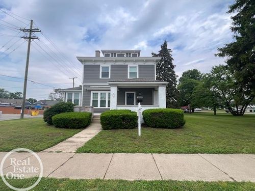 36465 Main St, New Baltimore, MI, 48047-2510 | Card Image