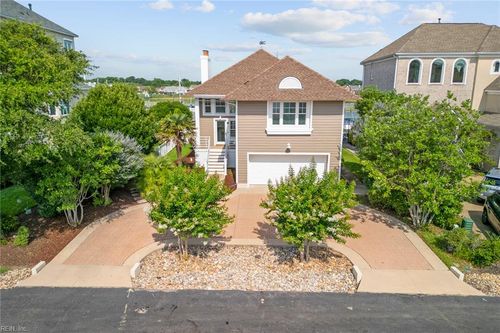 31 Bay Front Pl, Hampton, VA, 23664-1791 | Card Image