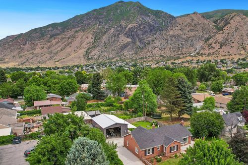 245 E 200 N, Springville, UT, 84663-1443 | Card Image