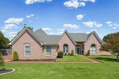 296 Home Pl, Collierville, TN, 38017-1463 | Card Image