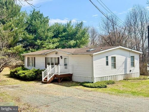 746 Sawmill Rd, BOYERTOWN, PA, 19512-7750 | Card Image