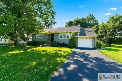 708 Sunbrite Ln, Piscataway, NJ, 08854-4529 | Card Image
