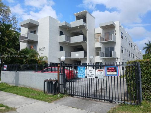 24-13655 Ne 3rd Ct, North Miami, FL, 33161-3673 | Card Image