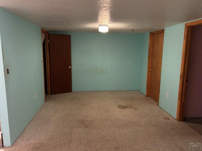 226 E 7 Th St, House other with 4 bedrooms, 2 bathrooms and 2 parking in Walsenburg CO | Image 18