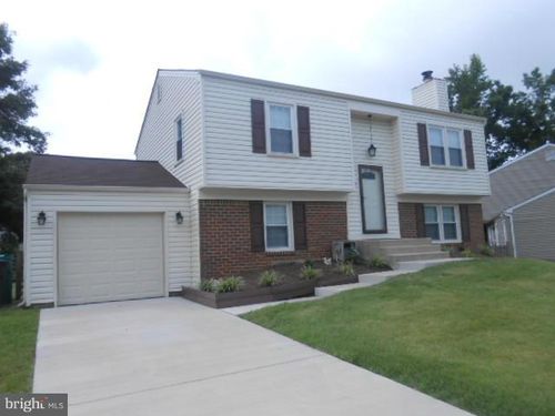 2353 Windsor Park Ct, WALDORF, MD, 20602-1417 | Card Image