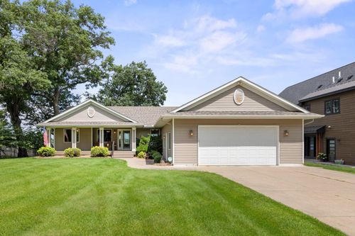 3461 Interlachen Dr Ne, Ham Lake, MN, 55304-4511 | Card Image