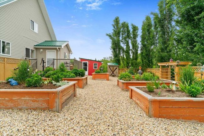 69434 Range Rd, House other with 4 bedrooms, 3 bathrooms and 20 parking in Valleyview AB | Image 9