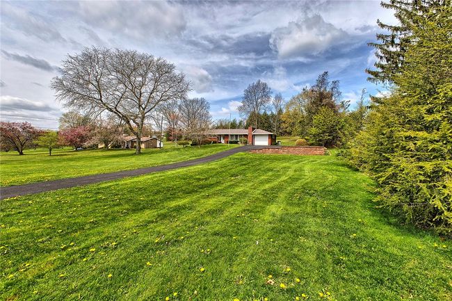 204 Bashforth Dr, House other with 3 bedrooms, 2 bathrooms and 1 parking in Jeannette PA | Image 28