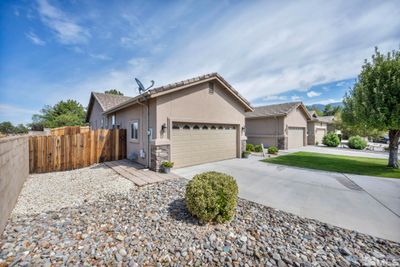 284 Cruden Bay Drive, House other with 2 bedrooms, 2 bathrooms and null parking in Dayton NV | Image 2