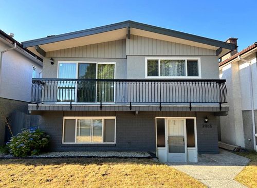 2085 Waverley Avenue, Vancouver, BC, V5P1R4 | Card Image