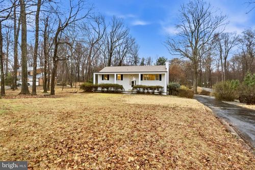 11328 Vale Rd, OAKTON, VA, 22124-1331 | Card Image