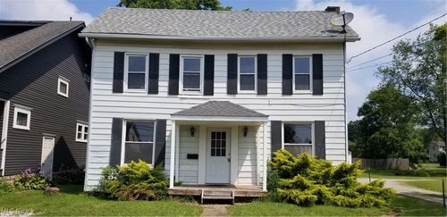 489 Columbia St, Leetonia, OH, 44431-1224 | Card Image