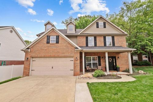 4555 Woodlake Run, Owensboro, KY, 42303-4447 | Card Image