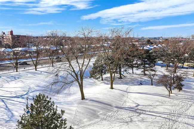 611 - 390 Dixon Rd, Condo with 3 bedrooms, 2 bathrooms and 1 parking in Etobicoke ON | Image 35