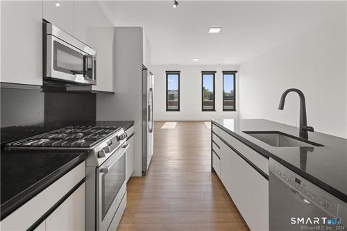 207-78 Unquowa Pl, Fairfield, CT, 06824-5031 | Card Image