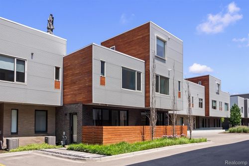 57-2828 John R St, Detroit, MI, 48201-3181 | Card Image