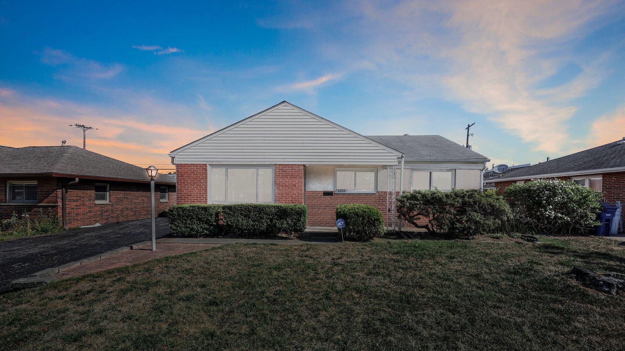 Whitehead Rd, Columbus, OH 43204