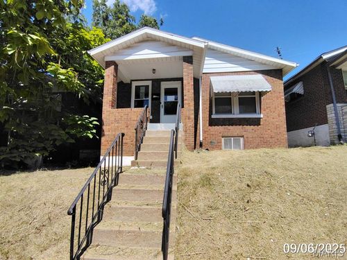 963 Canaan Ave, Saint Louis, MO, 63147-2013 | Card Image