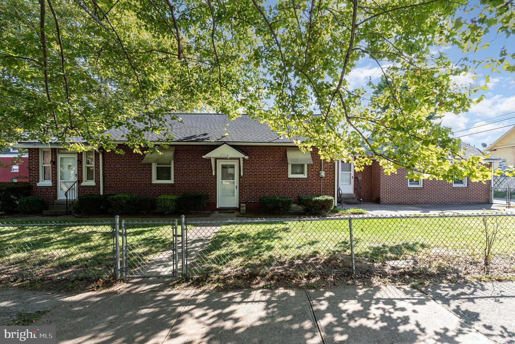 Sycamore St, Harrisburg, PA 17104